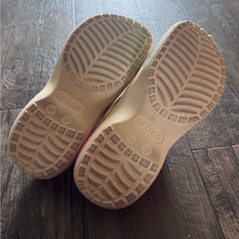 Tie dyed Crocs Clogs - Cream with Pink and Green - Picture 5 of 5